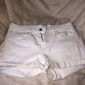 H&M white shorts